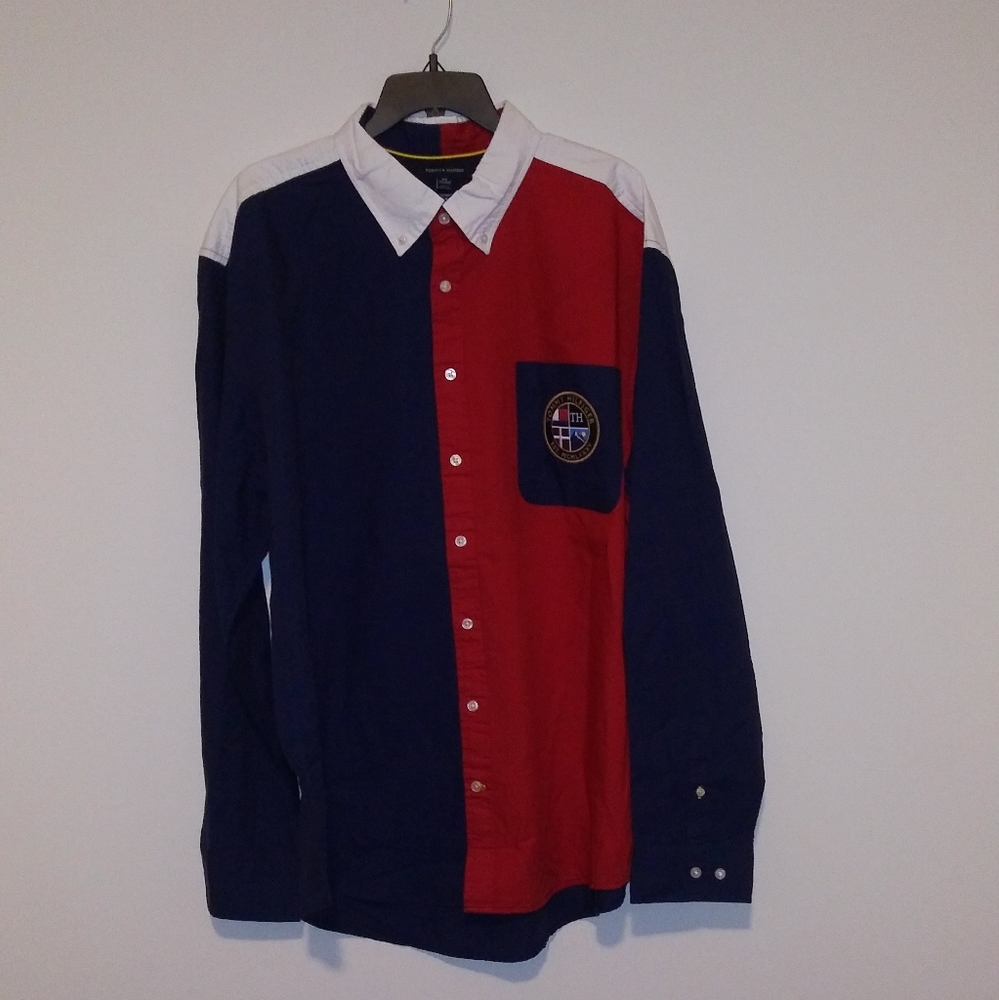 Button down Tommy Hilfiger shirt